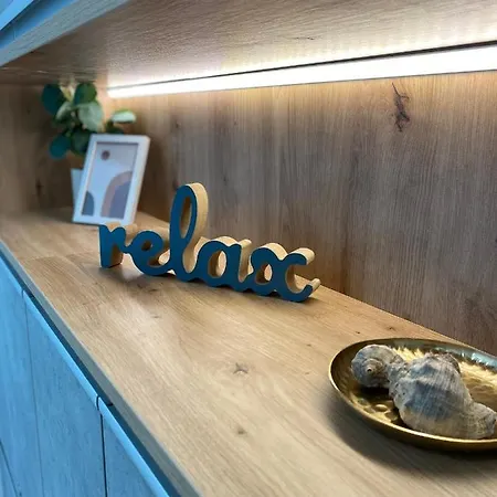 Iriza Apartament *